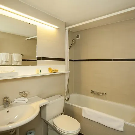 Alpenhotel فندق لينك